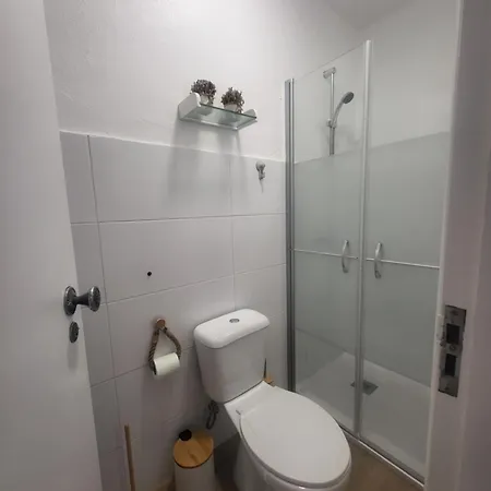 Spring Water House Дом отдыха *