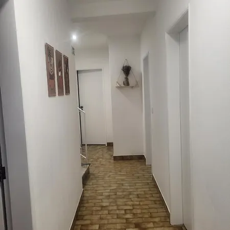 Дом отдыха Spring Water House *