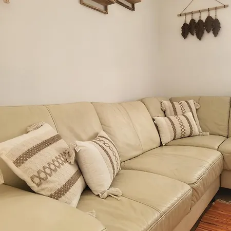 Spring Water House Дом отдыха