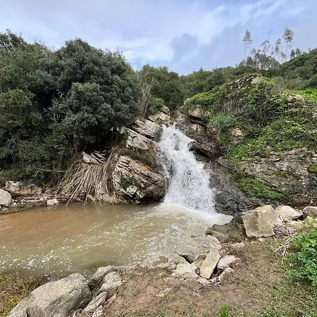 Spring Water House Olho Marinho