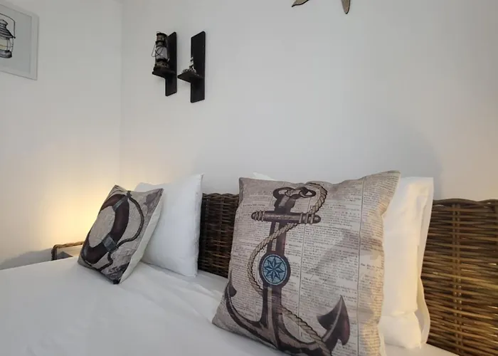 Spring Water House Olho Marinho